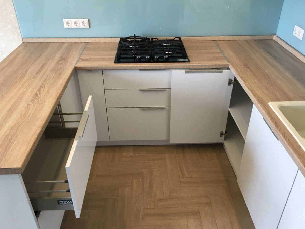 Кухни Едлаз на заказ в Керчи фотография