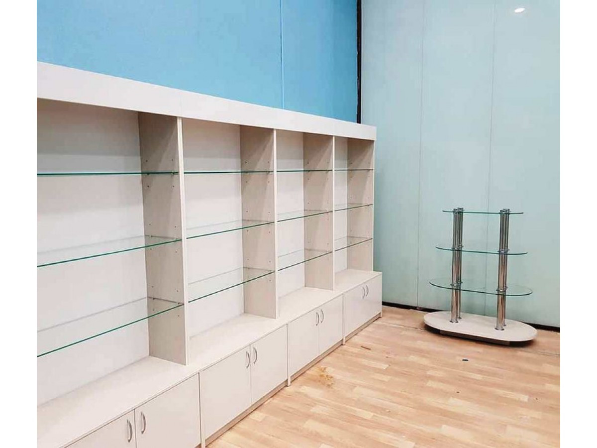 Торговая мебель Лугайд на заказ в Керчи фотография